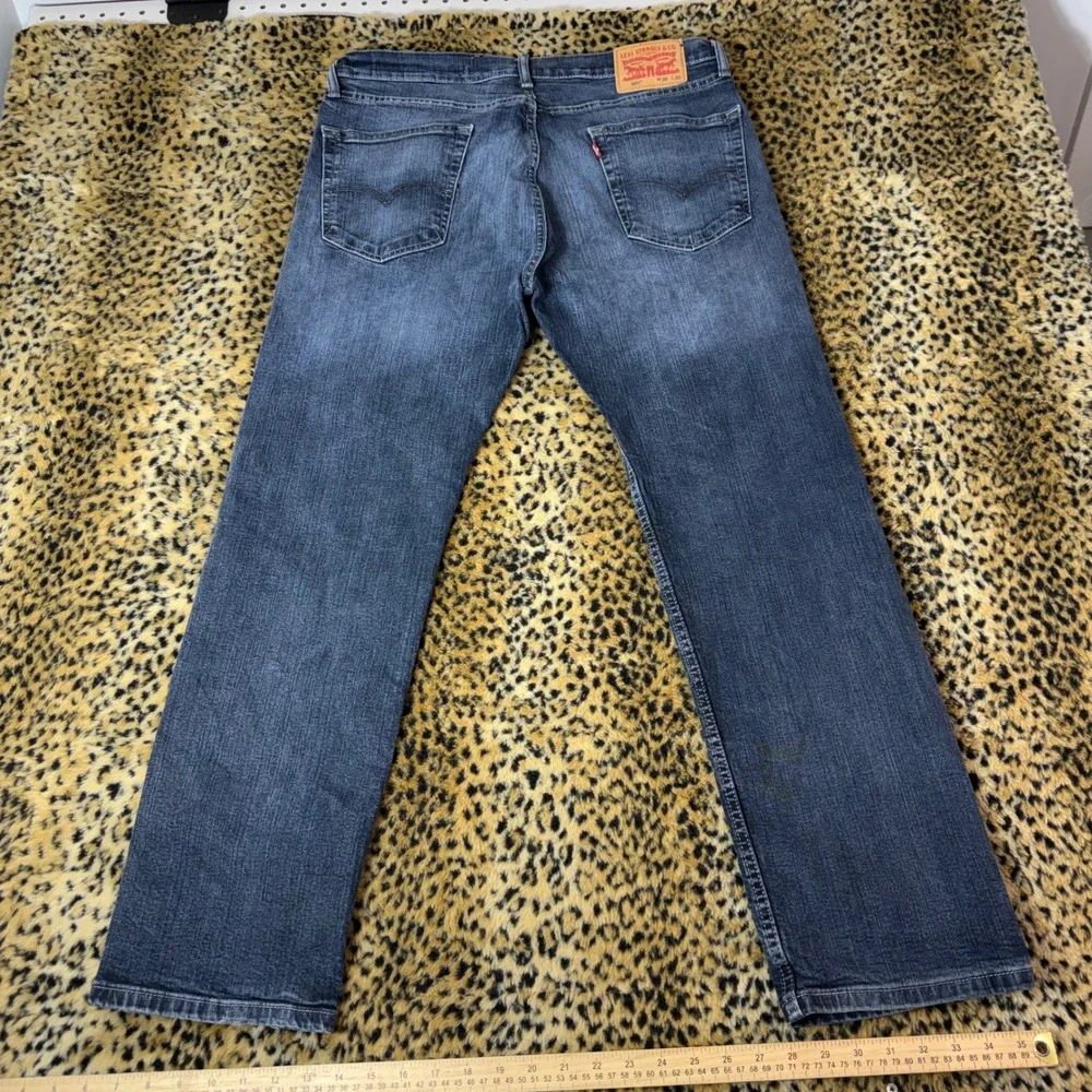 Levis 505 Regular Fit Jeans Mens 36x30 Dark Wash Blue Denim Straight Leg 00505